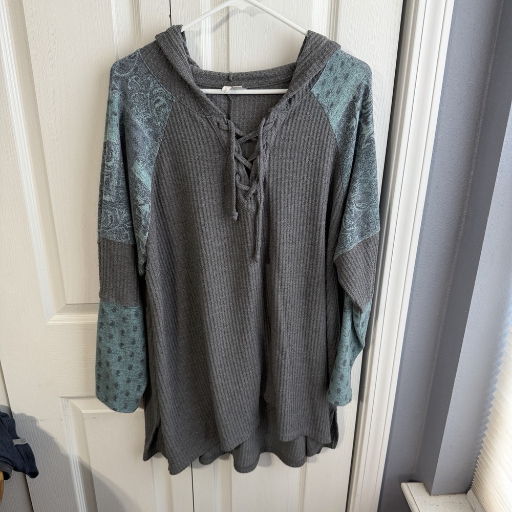 Cato EST 1946 Gray Blue Waffle Knit Paisley Tie Hoodie Women's Size 18/20W Boho